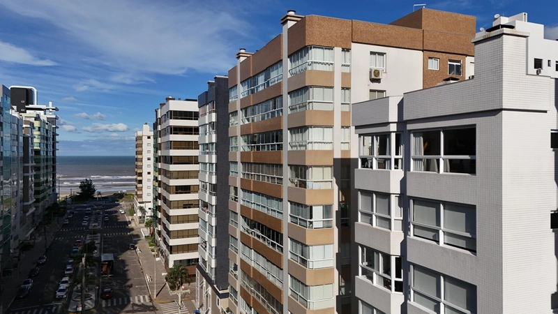 APARTAMENTO À VENDA COM VISTA PARA O MAR: 3ª foto da galeria de imagens do imóvel
