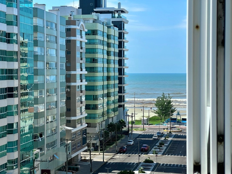 APARTAMENTO À VENDA COM VISTA PARA O MAR: 8ª foto da galeria de imagens do imóvel