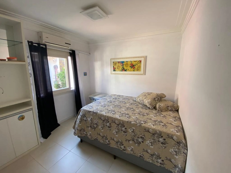 LINDA CASA COM PISCINA - 4 QUARTOS: 13ª foto da galeria de imagens do imóvel