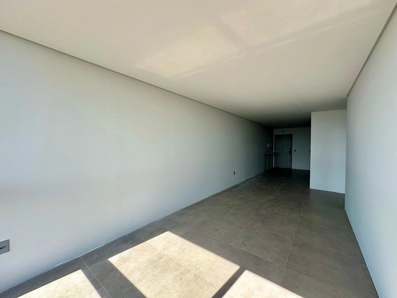 APARTAMENTO DE 2 DORMITÓRIOS C/ SUITE,  DE FRENTE PARA AVENIDA E LINDA: 9ª foto da galeria de imagens do imóvel