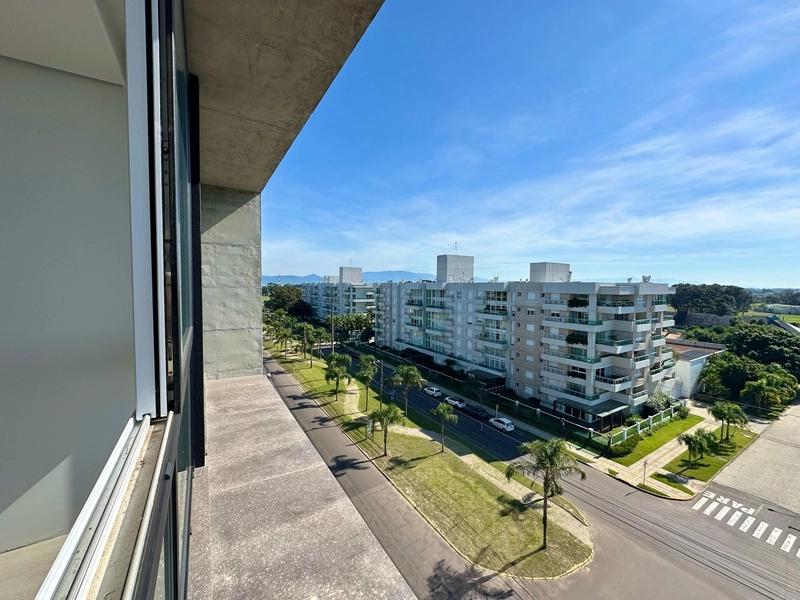 APARTAMENTO DE 2 DORMITÓRIOS C/ SUITE,  DE FRENTE PARA AVENIDA E LINDA: 3ª foto da galeria de imagens do imóvel