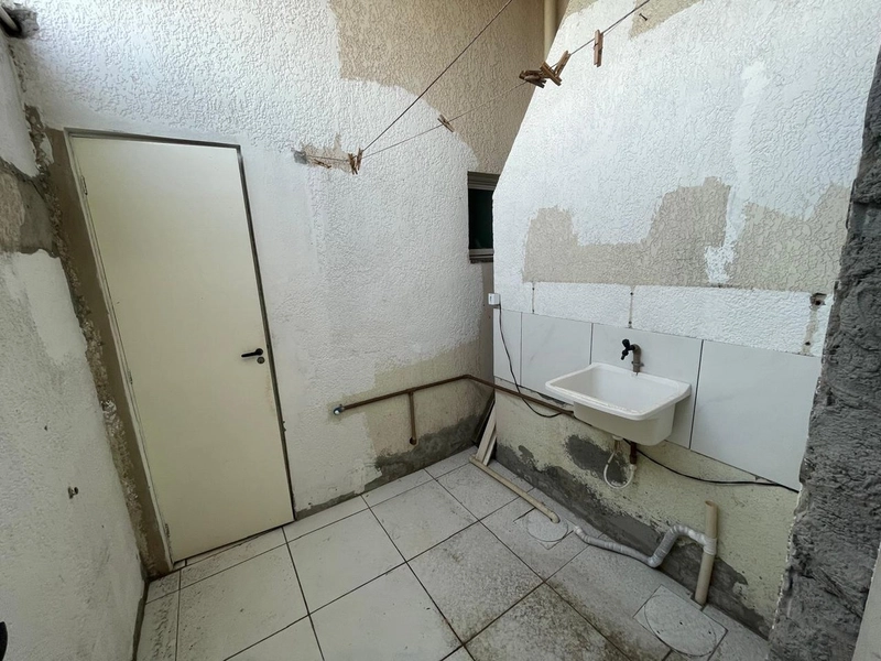 Loja comercial de esquina com 300m² ideal para Restaurante: 17ª foto da galeria de imagens do imóvel