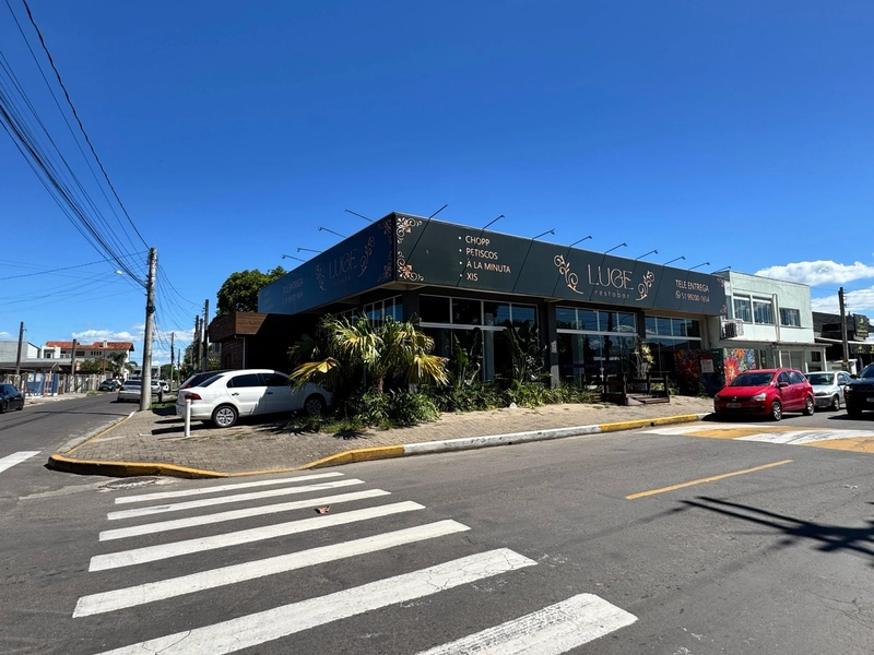 Loja comercial de esquina com 300m² ideal para Restaurante: 1ª foto da galeria de imagens do imóvel