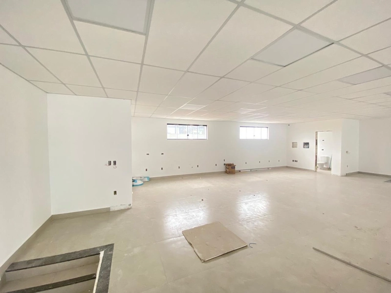Prédio Comercial com 325 m² em excelente localização Capão da Canoa: 6ª foto da galeria de imagens do imóvel