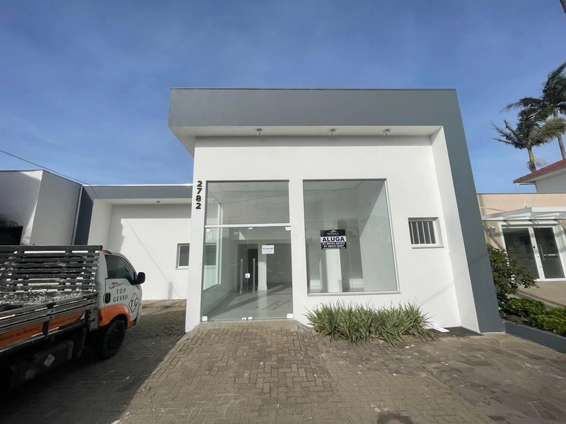Loja comercial para locação em Capão da Canoa, 14 salas Ideal Clinicas