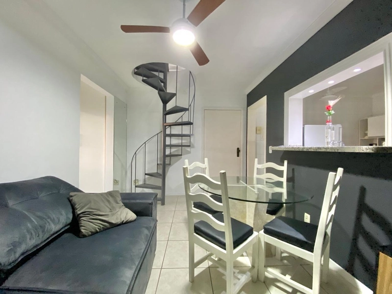 Cobertura duplex com 120m², 2 dormit., suíte, box, em Capão da Canoa: 1ª foto da galeria de imagens do imóvel