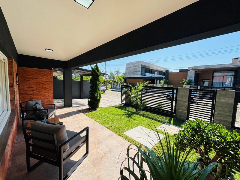 Excelente Casa à venda no centro da praia de Xangri-lá: 8ª foto da galeria de imagens do imóvel