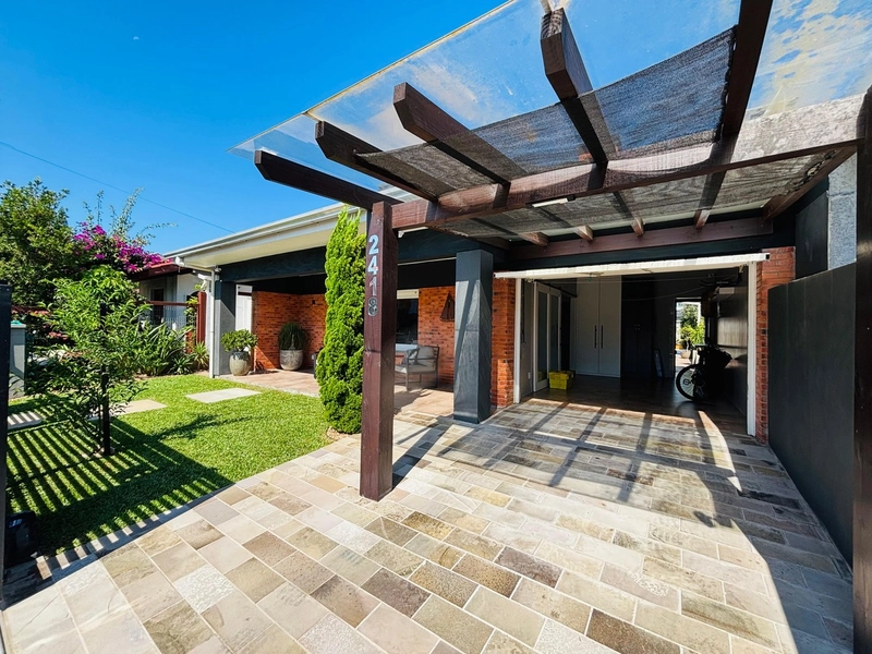 Excelente Casa à venda no centro da praia de Xangri-lá: 6ª foto da galeria de imagens do imóvel
