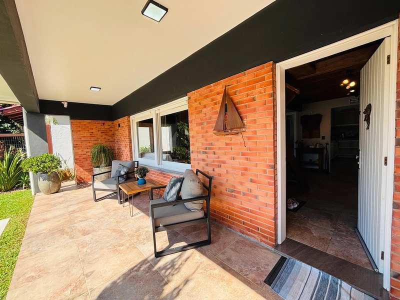 Excelente Casa à venda no centro da praia de Xangri-lá: 7ª foto da galeria de imagens do imóvel