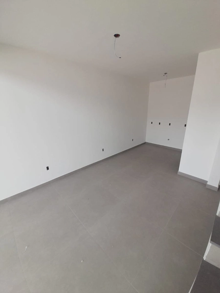 Lojas Novas e prontas, com 80m² excelente localização para seu negócio: 4ª foto da galeria de imagens do imóvel
