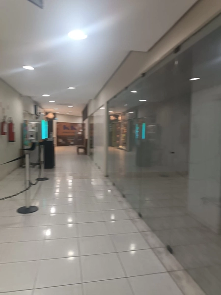 Loja comercial no Shopping Sunset Boulevard Centro Capão da Canoa: 7ª foto da galeria de imagens do imóvel