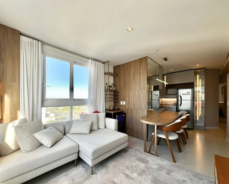 APARTAMENTO DE FRENTE MOBILIADOE DECORADO - NAVEGANTES- CAPÃO DA CANOA: 2ª foto da galeria de imagens do imóvel