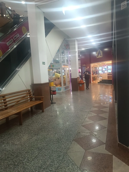 Loja com 32m²e mezanino ótima localização Shopping Lynemar: 7ª foto da galeria de imagens do imóvel