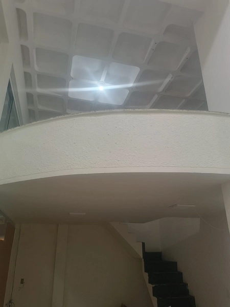 Loja com 32m²e mezanino ótima localização Shopping Lynemar: 4ª foto da galeria de imagens do imóvel