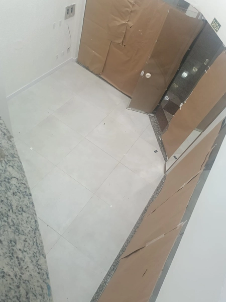 Loja com 32m²e mezanino ótima localização Shopping Lynemar: 11ª foto da galeria de imagens do imóvel