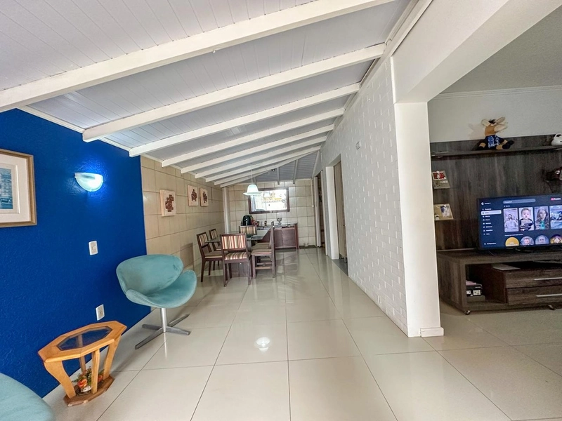 Apartamento de 2 dormitórios, s/ box, terraço em L, Centro, Capão: 4ª foto da galeria de imagens do imóvel