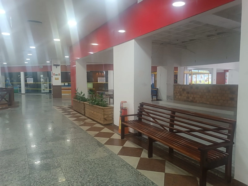 Loja comercial praça alimentação Shopping Lynemar Capão da Canoa: 1ª foto da galeria de imagens do imóvel