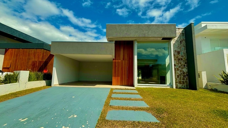 Casa térrea - 04 suítes - Cond Dubai Resort - Capão da Canoa