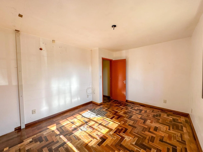 Casa Comercial ideal para clinica ou Coworking Avenida Poti Capão: 15ª foto da galeria de imagens do imóvel