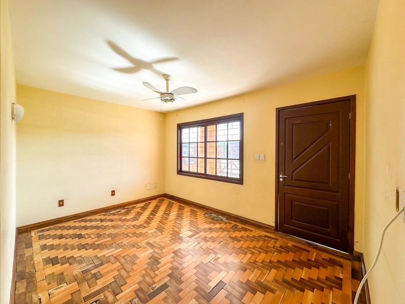 Casa Comercial ideal para clinica ou Coworking Avenida Poti Capão: 6ª foto da galeria de imagens do imóvel