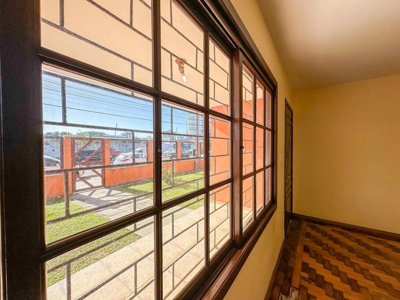 Casa Comercial ideal para clinica ou Coworking Avenida Poti Capão: 24ª foto da galeria de imagens do imóvel