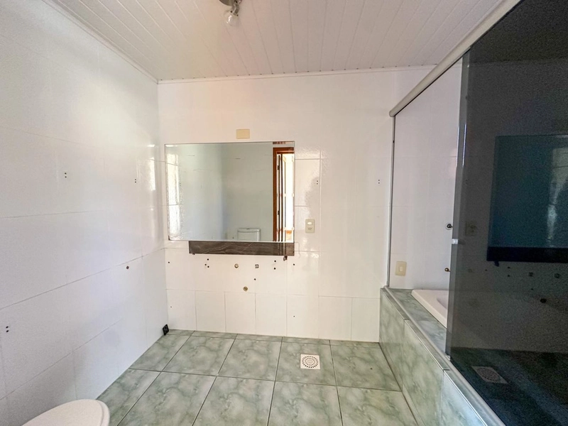 Casa Comercial ideal para clinica ou Coworking Avenida Poti Capão: 27ª foto da galeria de imagens do imóvel