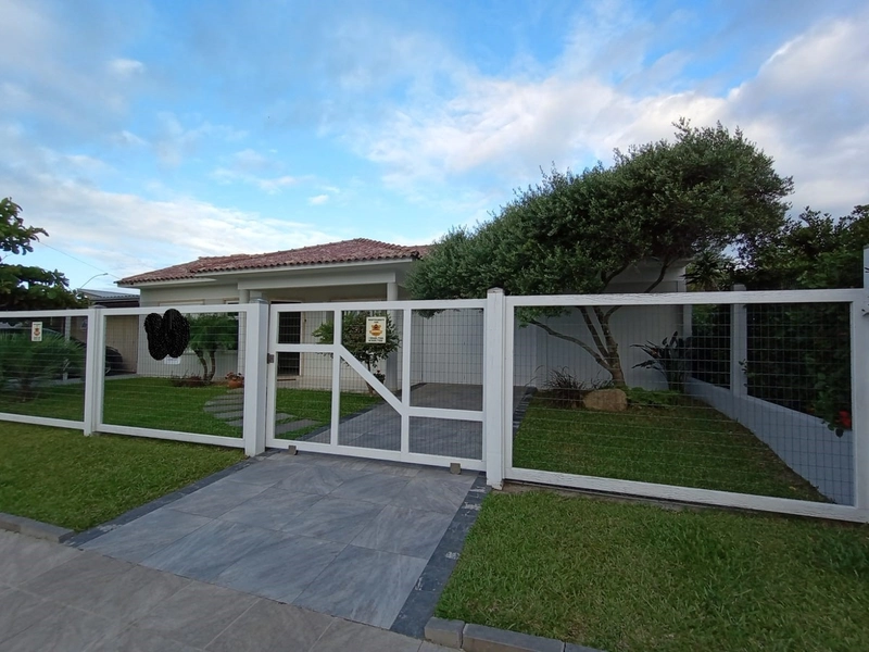 Casa de 3 dormitórios, perto mar, Maristela Xangrilá: 3ª foto da galeria de imagens do imóvel
