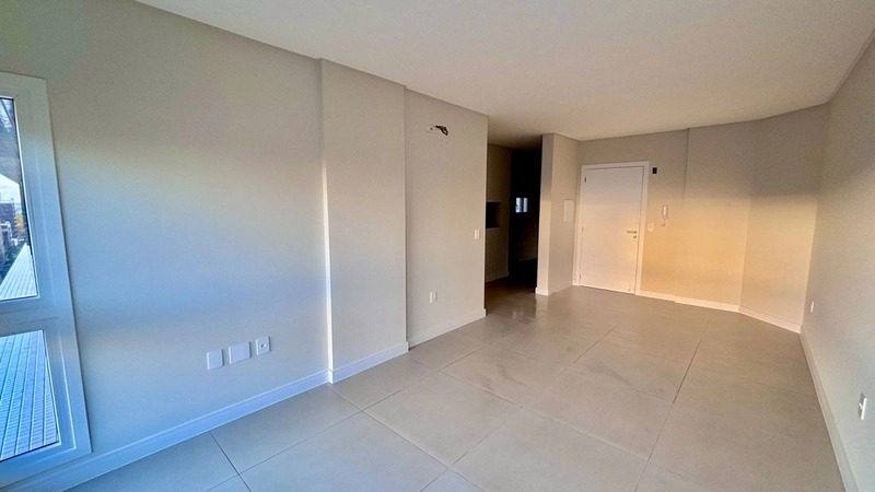 Apartamento 02 dormitórios junto a Praça Flávio Boianovski: 3ª foto da galeria de imagens do imóvel