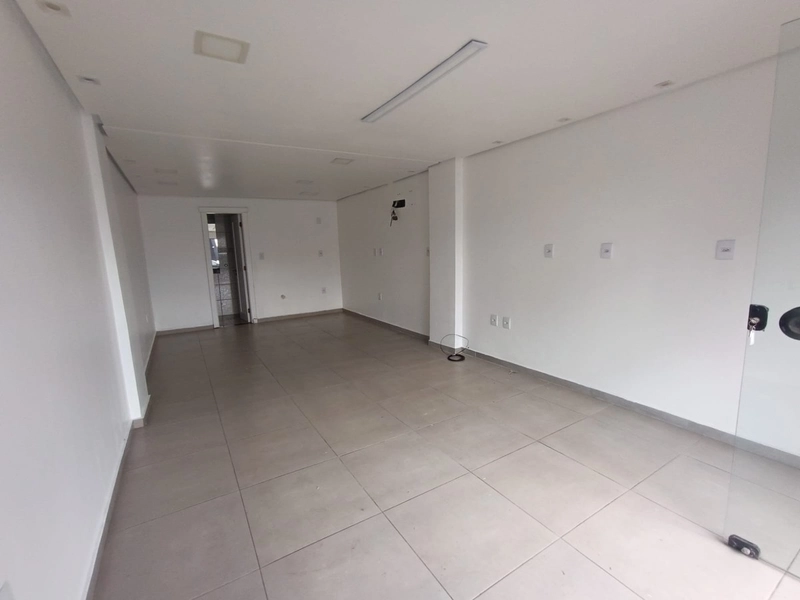 Excelente Loja Comercial com 47 m,² privativo Avenida Paraguassu Capão: 8ª foto da galeria de imagens do imóvel