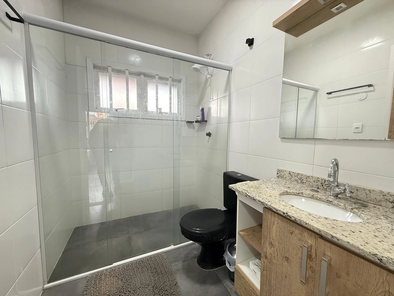 Casa de 3 dormitórios, próximo do mar centro de Xangrilá.: 6ª foto da galeria de imagens do imóvel
