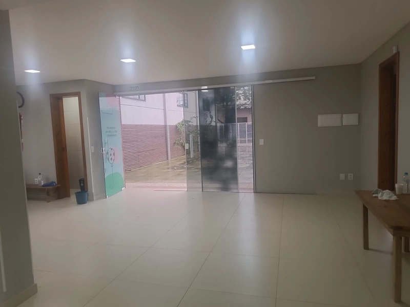 Excelente casa comercial com 110m² de área privativa centro Capão: 25ª foto da galeria de imagens do imóvel