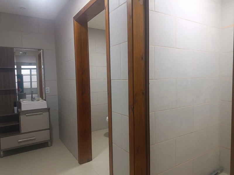 Excelente casa comercial com 110m² de área privativa centro Capão: 35ª foto da galeria de imagens do imóvel