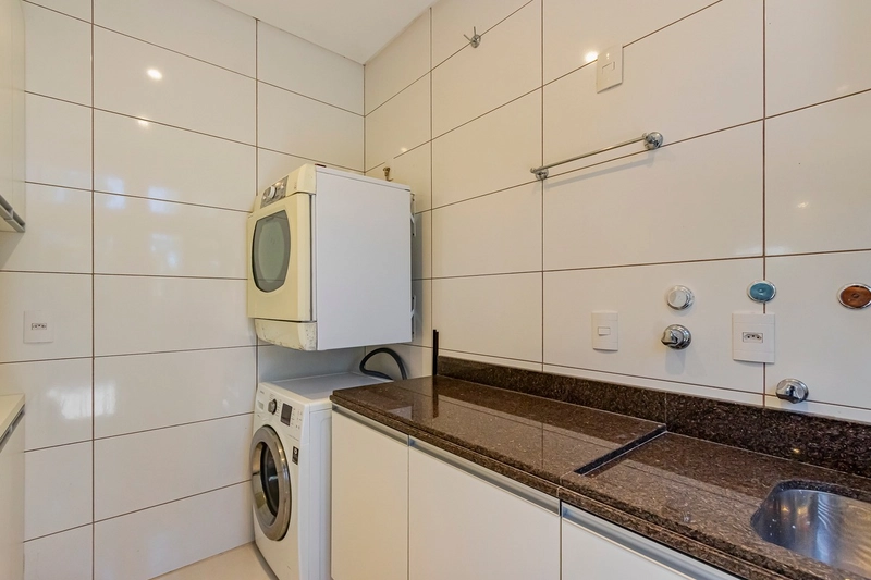 Sobrado 03 suítes Condado de Capão - Capão da Canoa: 24ª foto da galeria de imagens do imóvel