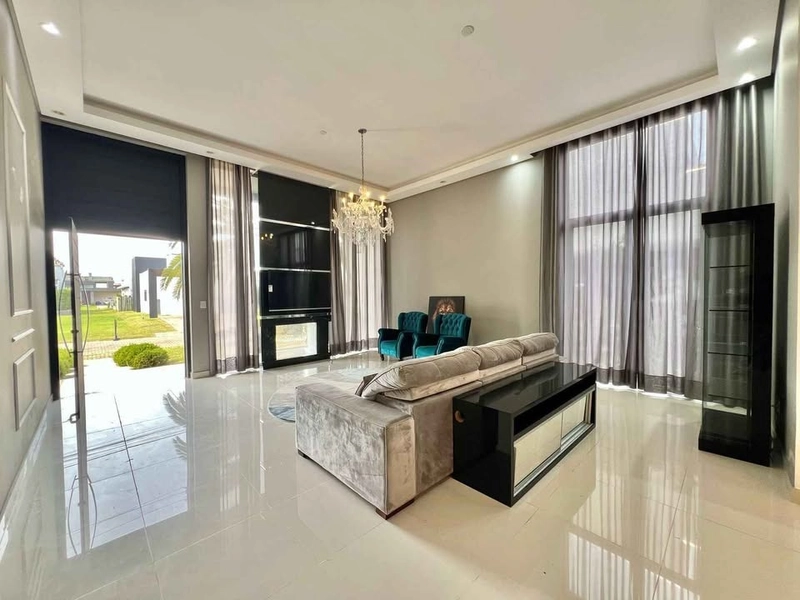 Casa condomínio Dubai 03 suítes, Mobiliada e Decorada.: 3ª foto da galeria de imagens do imóvel