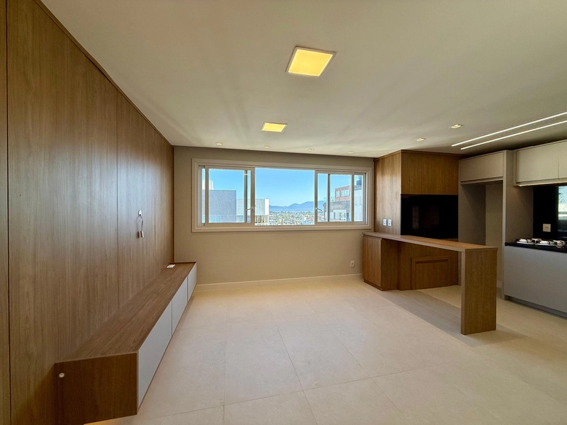 Apartamento de 2 Dormitórios de Frente ( Bairro Navegantes ): 2ª foto da galeria de imagens do imóvel
