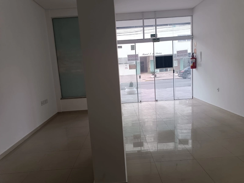 Loja com 40m² excelente localização praça Mini Golf Capão da Canoa: 4ª foto da galeria de imagens do imóvel