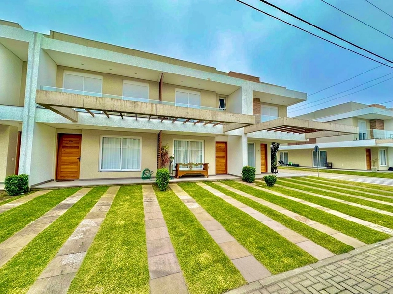 Casa 4 Dormitórios no Condomínio Murano Resort em Capão da Canoa: 1ª foto da galeria de imagens do imóvel