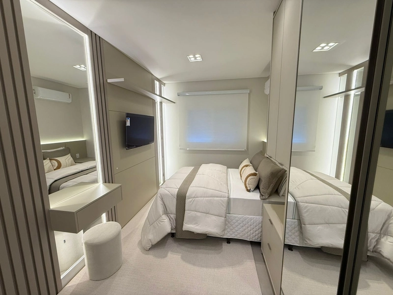 Apartamento 2 dormitórios/1 suíte - Mobiliado Decorado - Capão: 2ª foto da galeria de imagens do imóvel