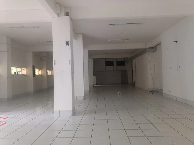 Ponto Comercial ideal para Supermercado, região em pleno crescimento: 4ª foto da galeria de imagens do imóvel