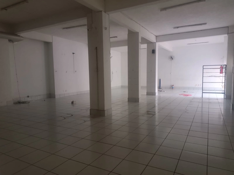 Ponto Comercial ideal para Supermercado, região em pleno crescimento: 9ª foto da galeria de imagens do imóvel