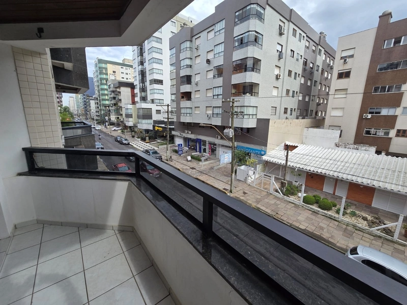 Apartamento de frente, 2 dormitórios, Centro de Capão da Canoa.: 1ª foto da galeria de imagens do imóvel