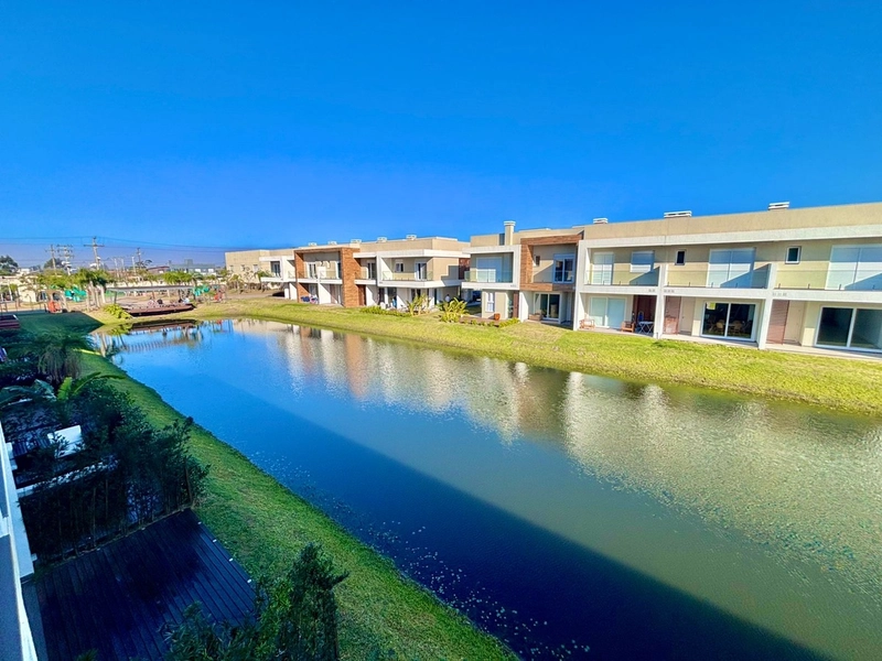 Casa Beira Lago 03 Dormitórios, 02 suítes, 60 x Direto: 28ª foto da galeria de imagens do imóvel