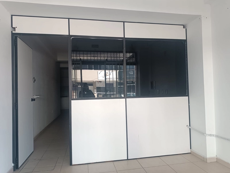 Loja para locação, com 45m² próximo a Caixa Econômica, Capão da Canoa: 4ª foto da galeria de imagens do imóvel