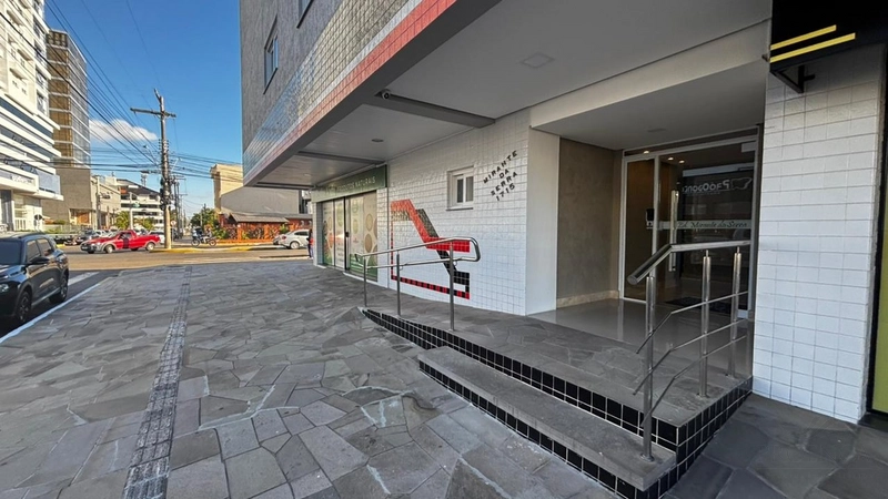 SALA COMERCIAL NO CENTRO DE CAPÃO DA CANOA!: 1ª foto da galeria de imagens do imóvel