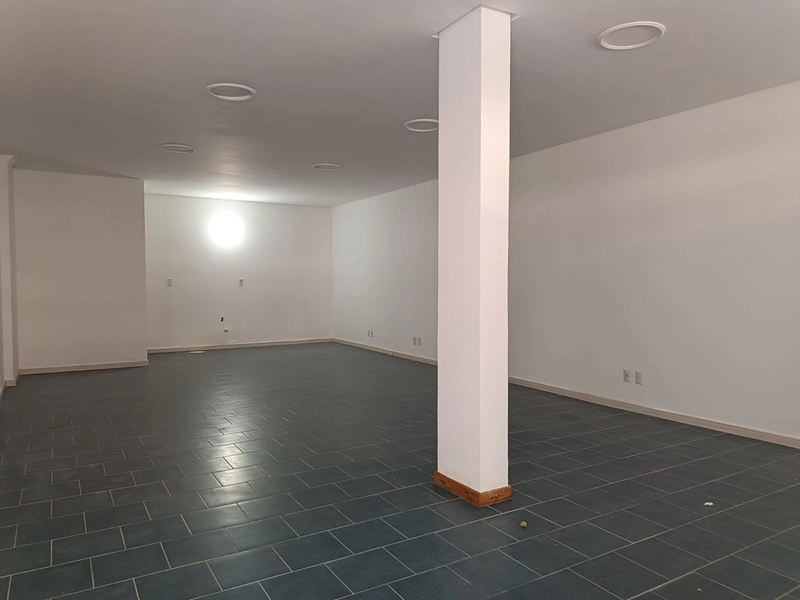 Depósito Garagem com banheiro, no Centro de Capão da Canoa: 9ª foto da galeria de imagens do imóvel