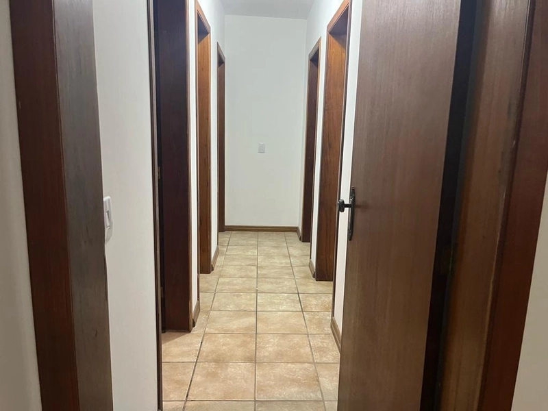 Casa 05 dormitórios com Piscina e Quiosque Temporada em Capão da Canoa: 20ª foto da galeria de imagens do imóvel