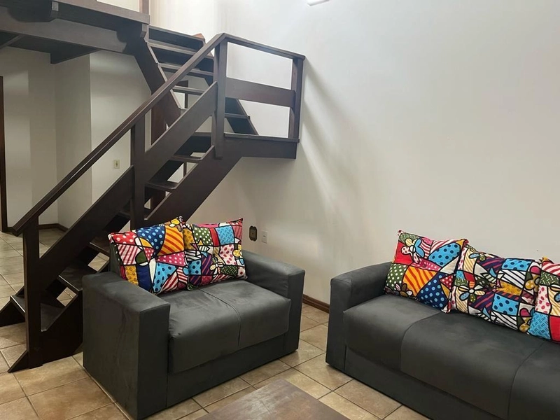 Casa 05 dormitórios com Piscina e Quiosque Temporada em Capão da Canoa: 6ª foto da galeria de imagens do imóvel