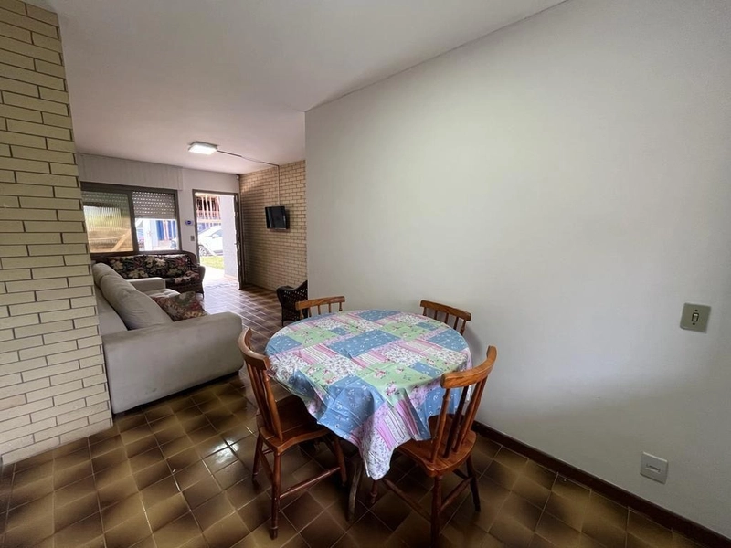 Casa Ampla 05 dormitórios Pé na Areia – Temporada em Capão da Canoa: 7ª foto da galeria de imagens do imóvel