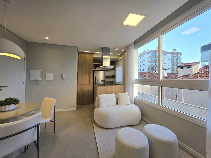 Apartamento 1 dormitório, mobiliado e decorado, Zona Nova, Capão: 3ª foto da galeria de imagens do imóvel