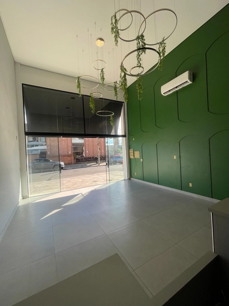 Excelente loja 48m² Mezanino, Nova, ótima localização Semi mobiliada: 9ª foto da galeria de imagens do imóvel